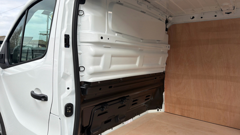 Renault Trafic Swb Diesel SL30 Blue dCi 150 Advance [Safety] Van EAG9